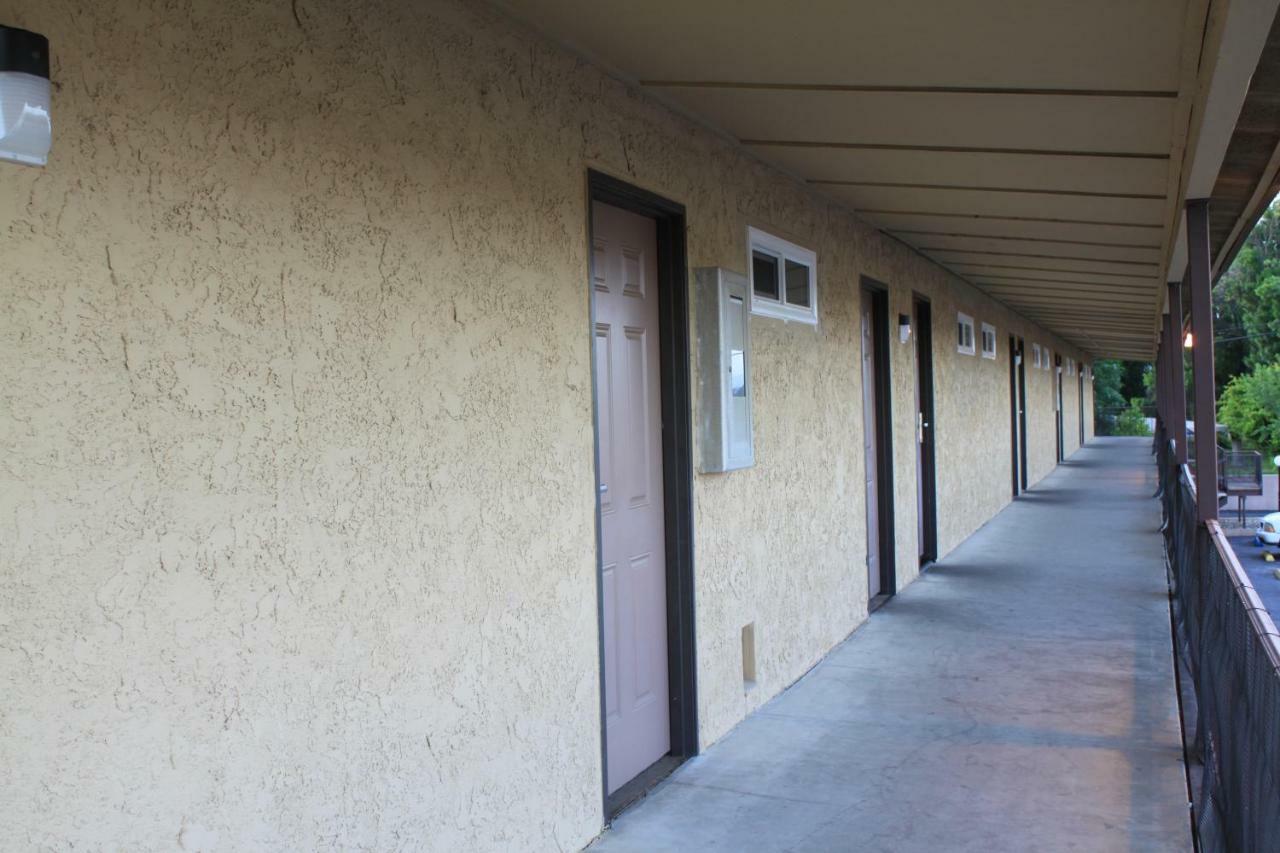Menifee Inn Exterior foto